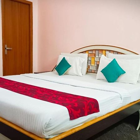 Royal Garden Yercaud Hotell Exteriör bild
